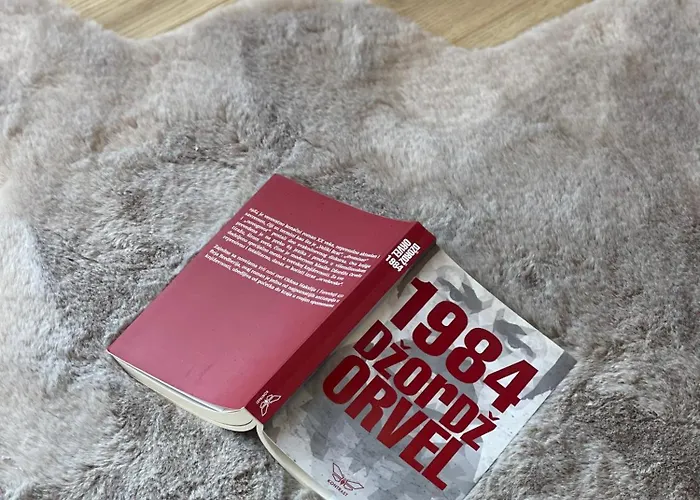 アパート Evergreen Lux